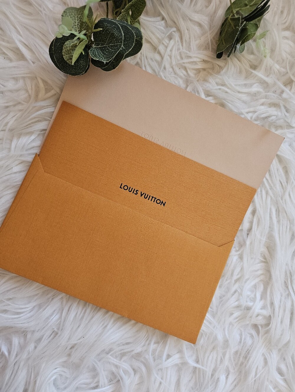 Louis Vuitton Gift Envelope, Card & Ribbon Set - Picture 9 of 11